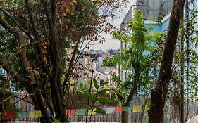 Lost Lisbon :: Avenida House